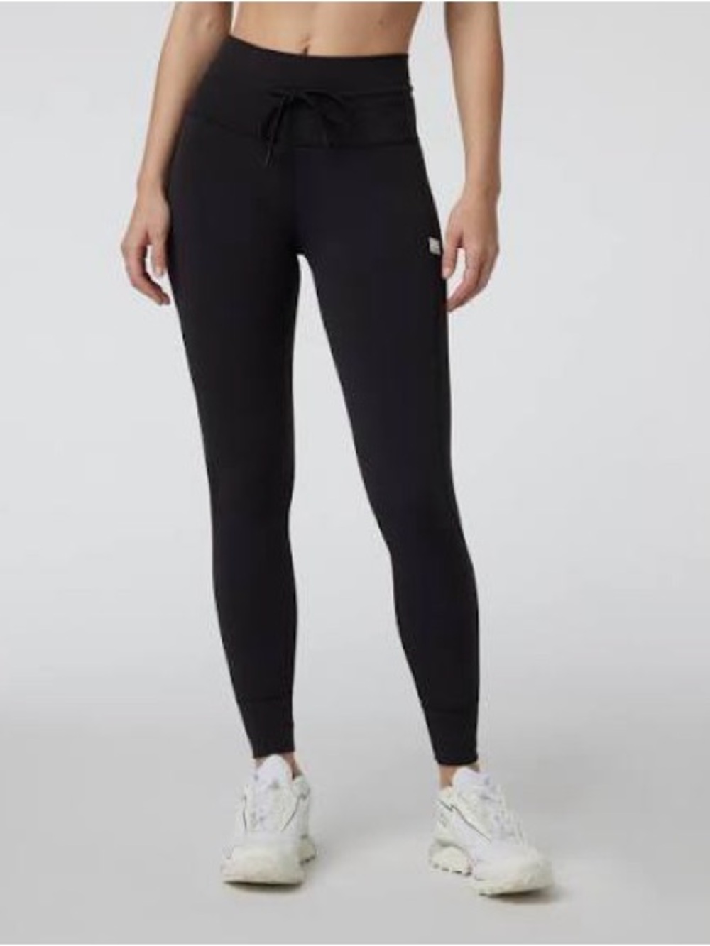 Vuori Black Daily High-Rise Drawstring Leggings